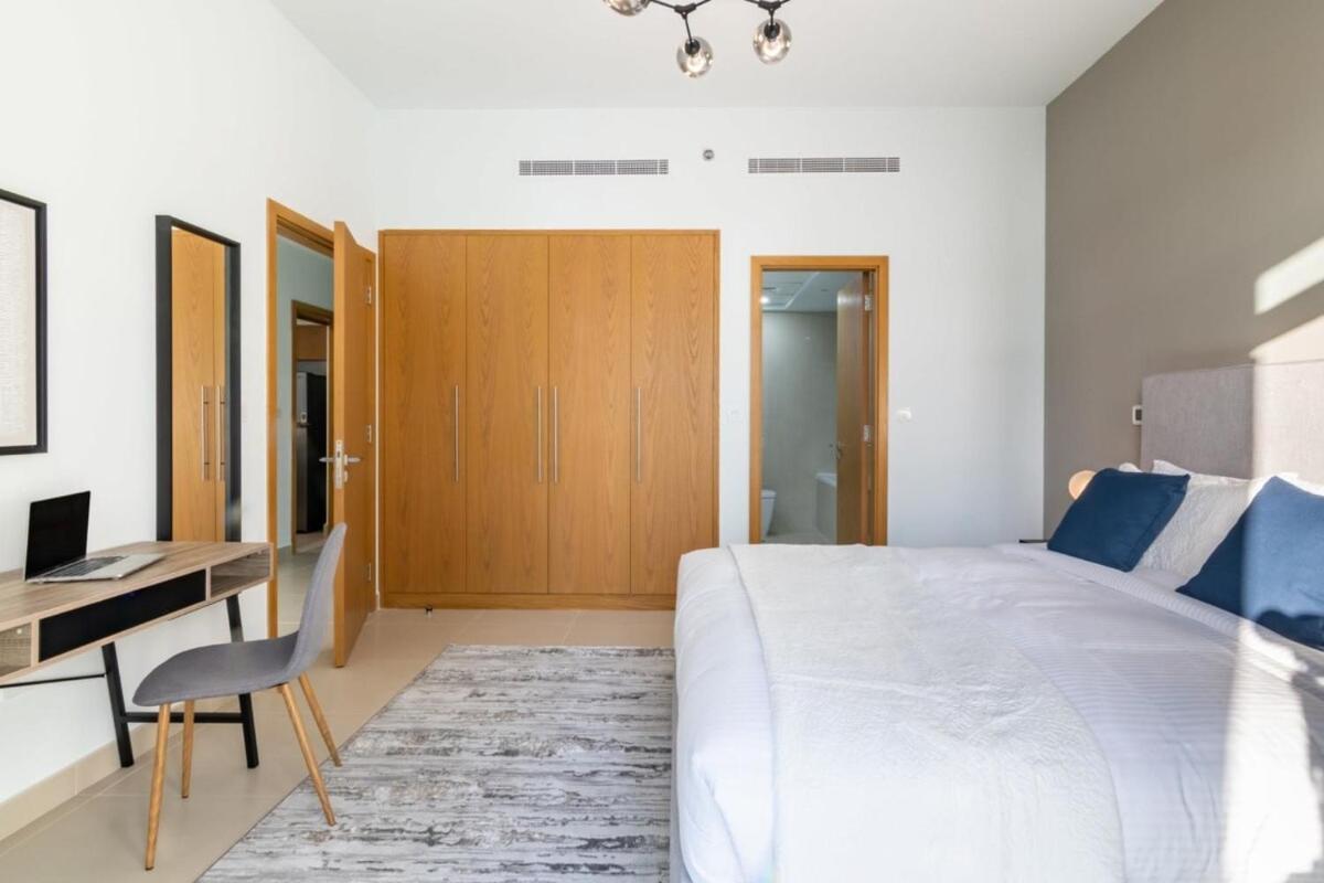 Silkhaus Spacious Central Downtown 1Bdr In New Tower Dubái Exterior foto